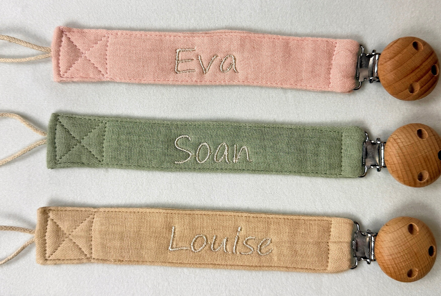 Attache-tétine personnalisable